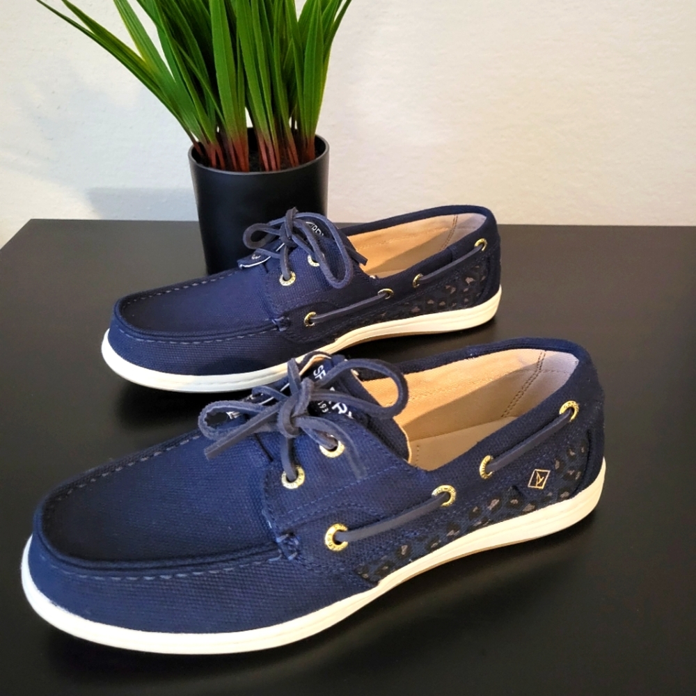 Sperry Women's Navy Koifish Animal Print Shoes Size 7.5